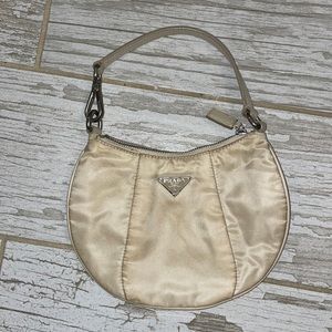 SMALL PRADA PURSE